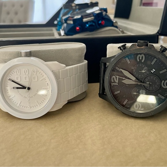 New watches! Lot of 6. Invicta, Fossil, Diesel with case! - Picture 5 of 5